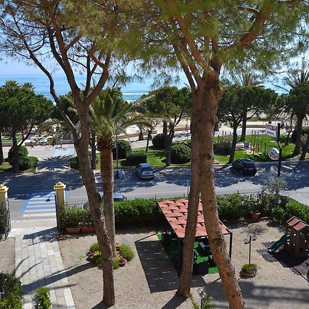 Hotel Quattropalme Tortoreto Ngoại thất bức ảnh