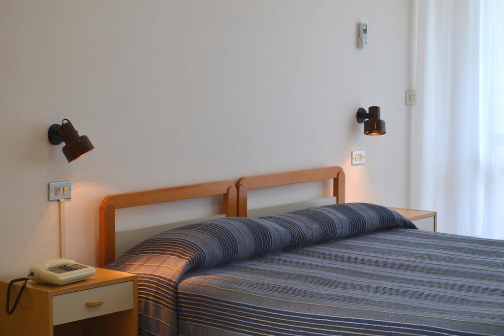 Hotel Quattropalme Tortoreto Ngoại thất bức ảnh